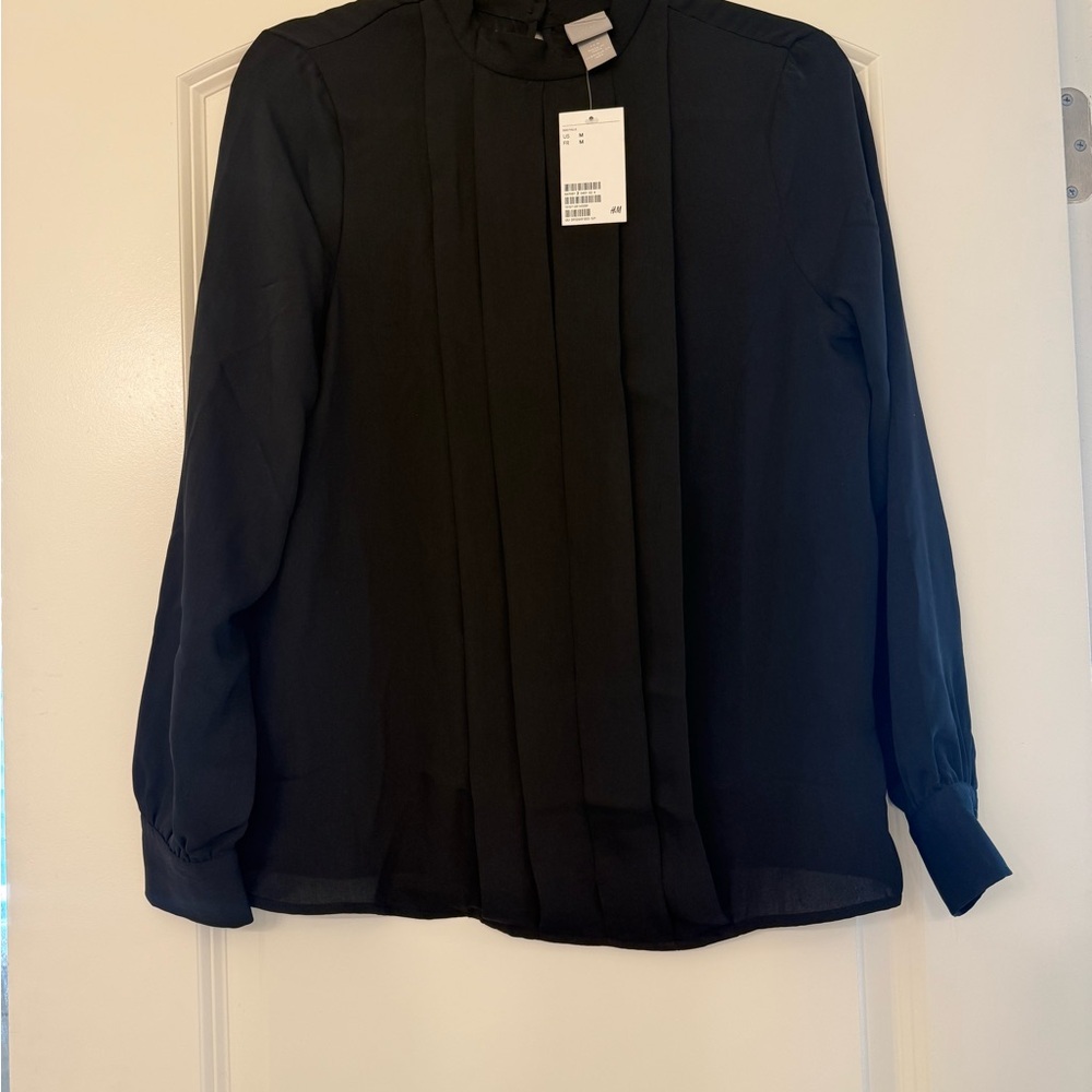 H&M Black Pleated Long Sleeve Top